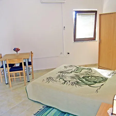 Apartment Pisak-2 Anic